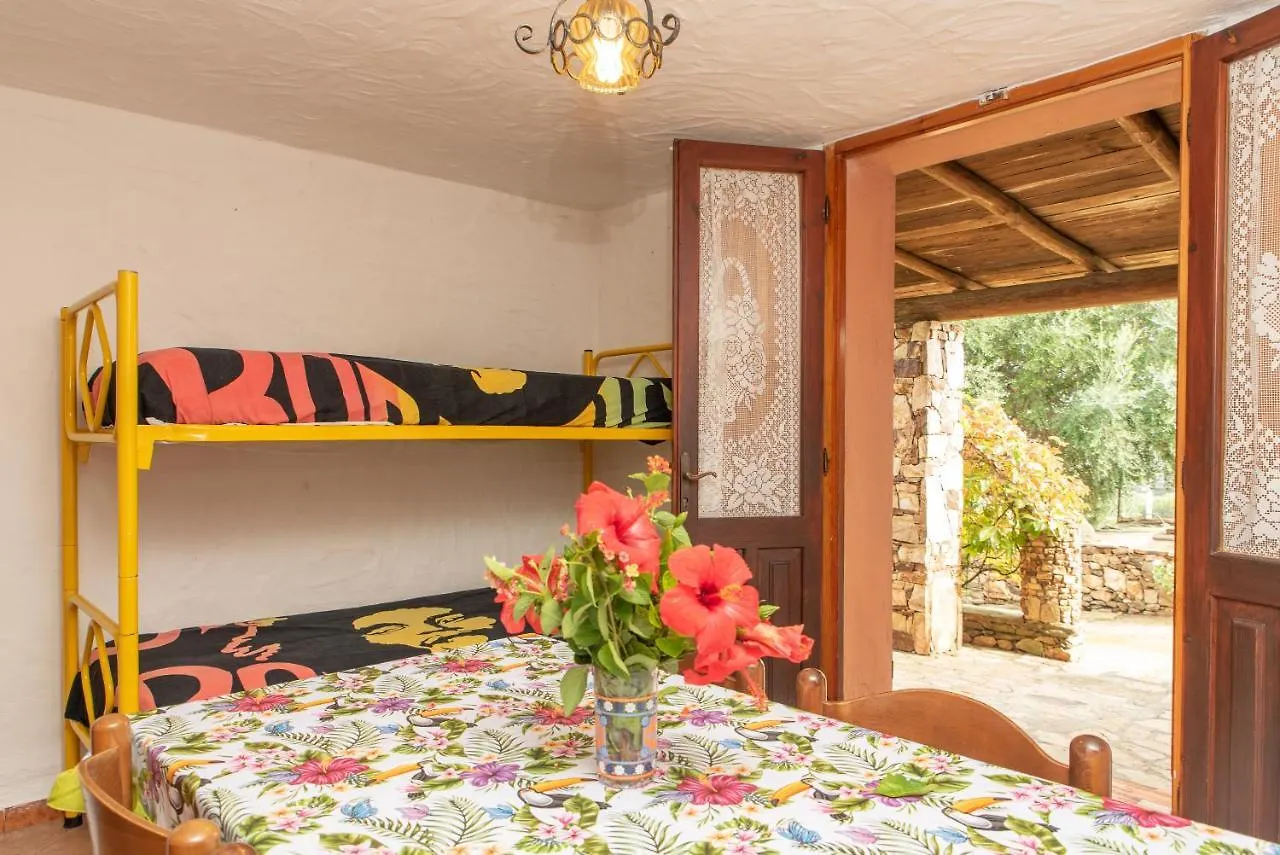Runcina 1 Apartment San Teodoro  Italy